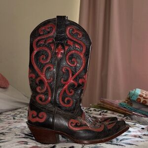 Tony Lama women’s boots 👢 RED BROWN Women's Western Embroidered Cowboy Boots